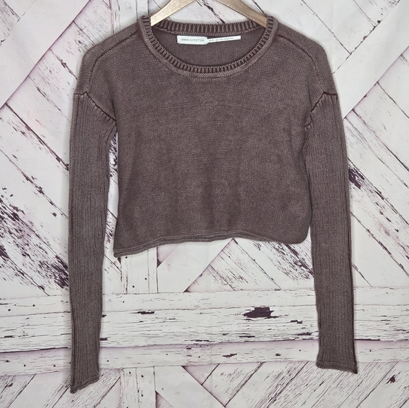 Urban Outfitters Crop Long Sleeve Sweater - Picture 1 of 3